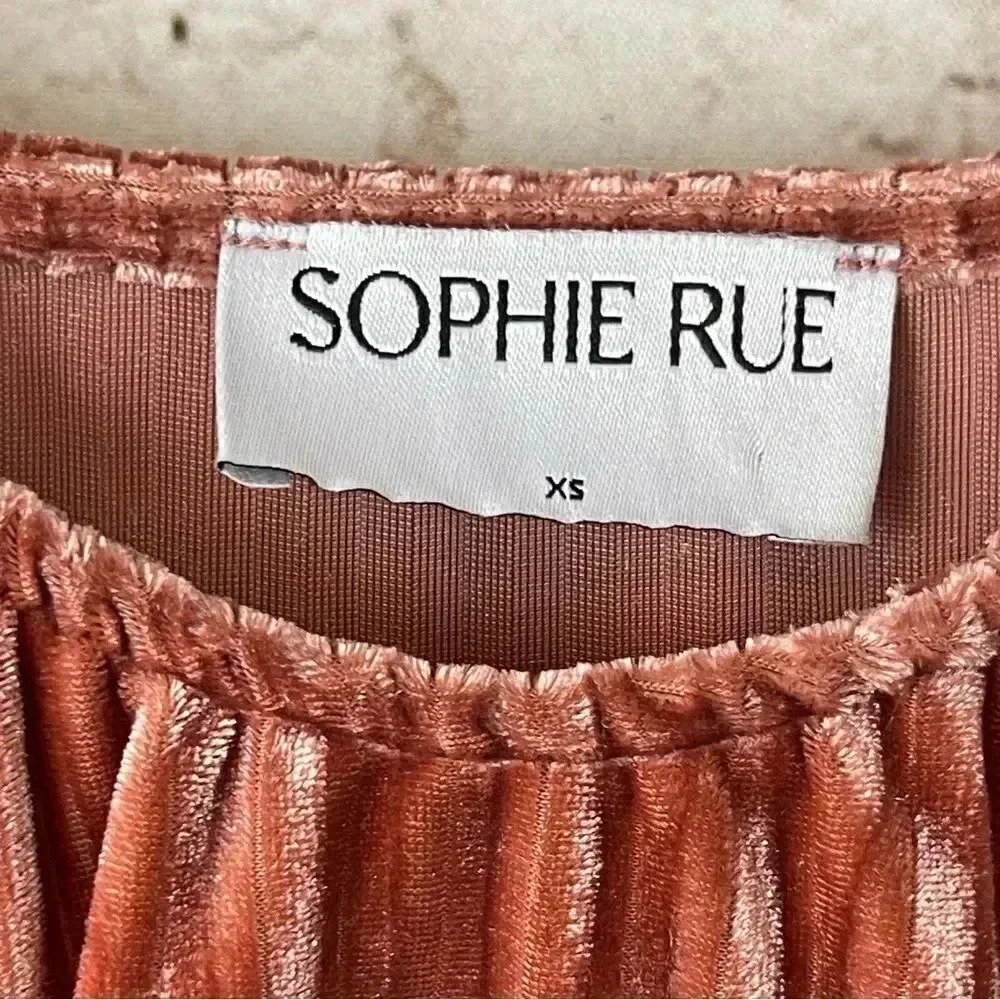 Sophie Rue Women's XS Velvet Long Sleeve Crop Top Tie Sides Polyester Spandex - Picture 2 of 7
